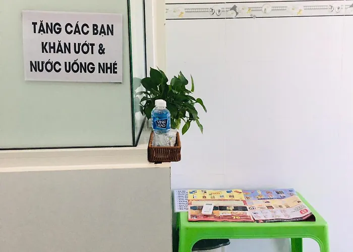 Tuyết Na *